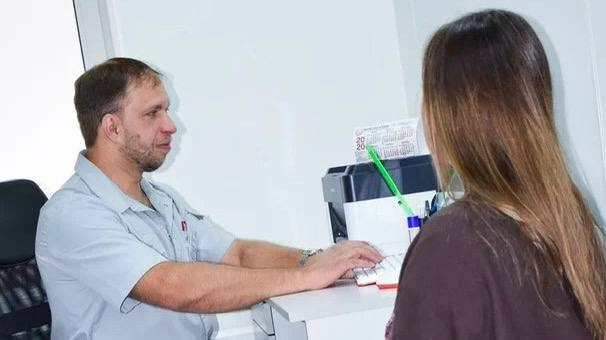 Пациенту даются рекомендации по уходу за кожей для предотвращения осложнений и быстрого заживления.